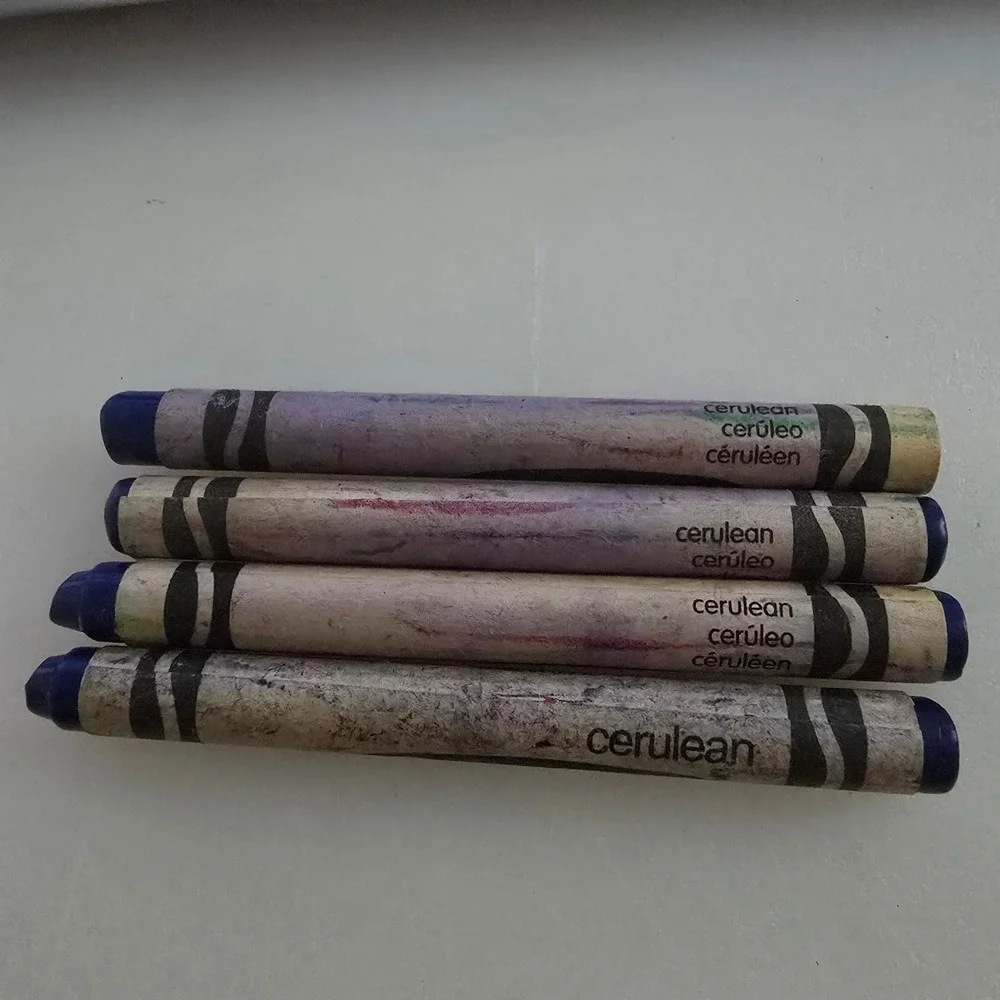 Crayola Cerulean Blue Wax Crayons Set of 4 Unisex OS Blue Art Supplies Crafting